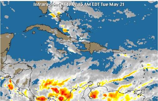 Onda tropical próximo a Puerto Rico dejará lluvias en el territorio nacional