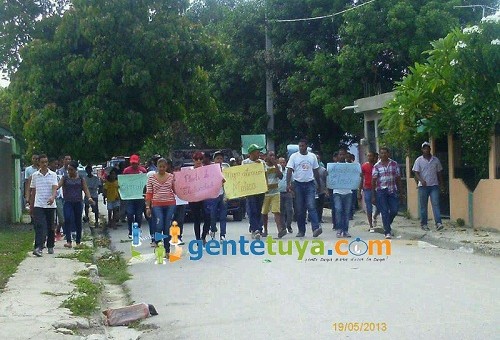 Barahona: marchan en Vicente Noble pidiendo mejoras para su hospital
